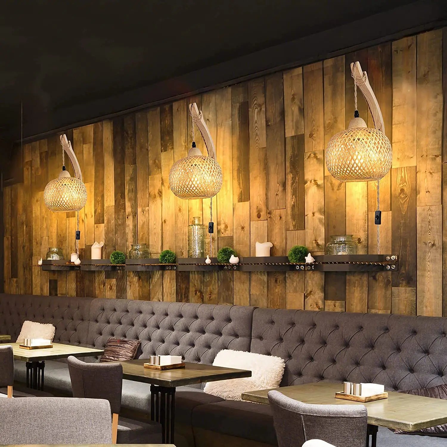 Applique murale en bambou dans restaurant