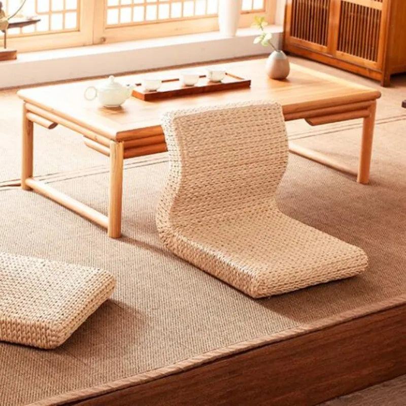 Assise en rotin et table basse