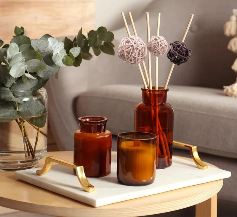 Boules en rotin decoratives