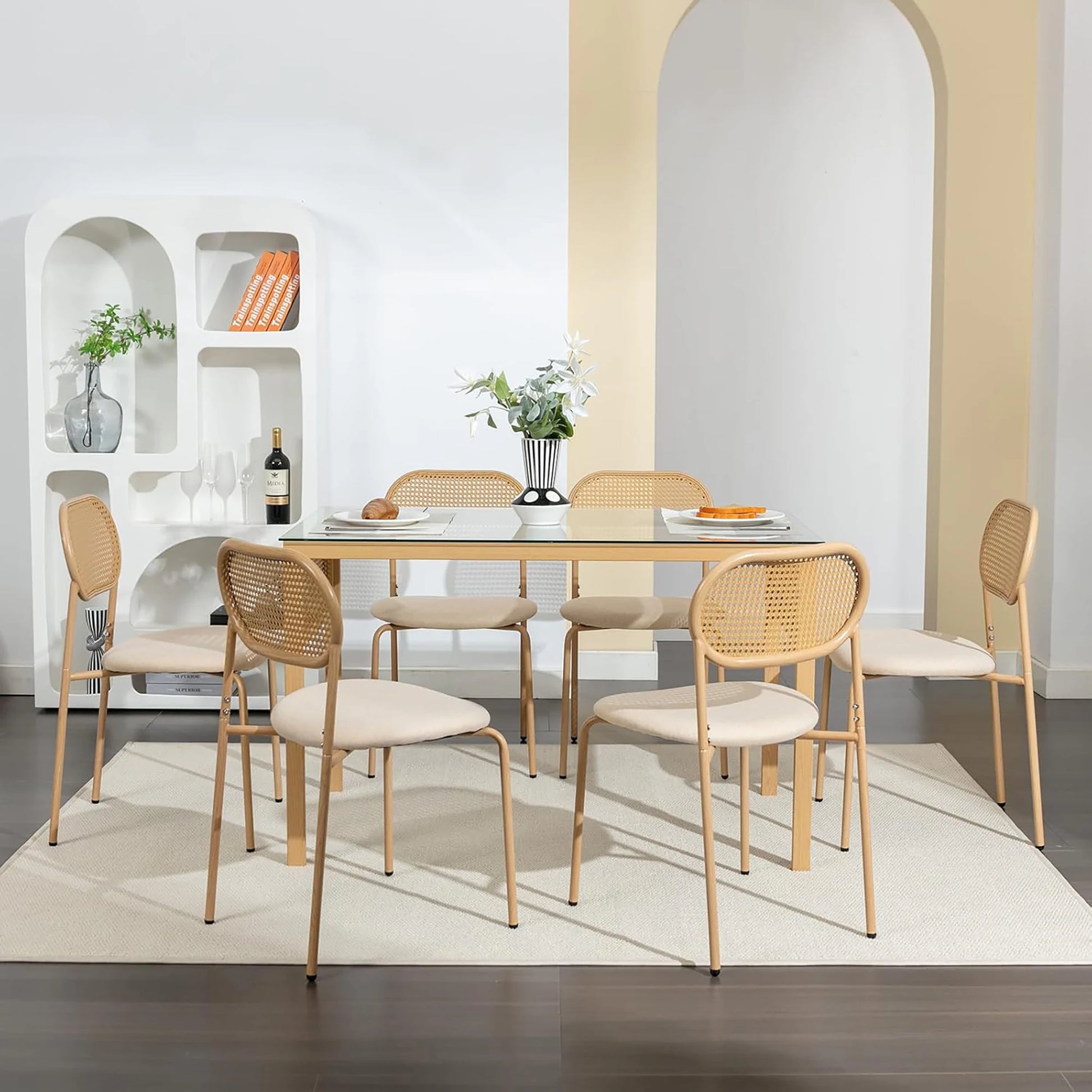 Chaise en rotin design bois pour salle à manger
