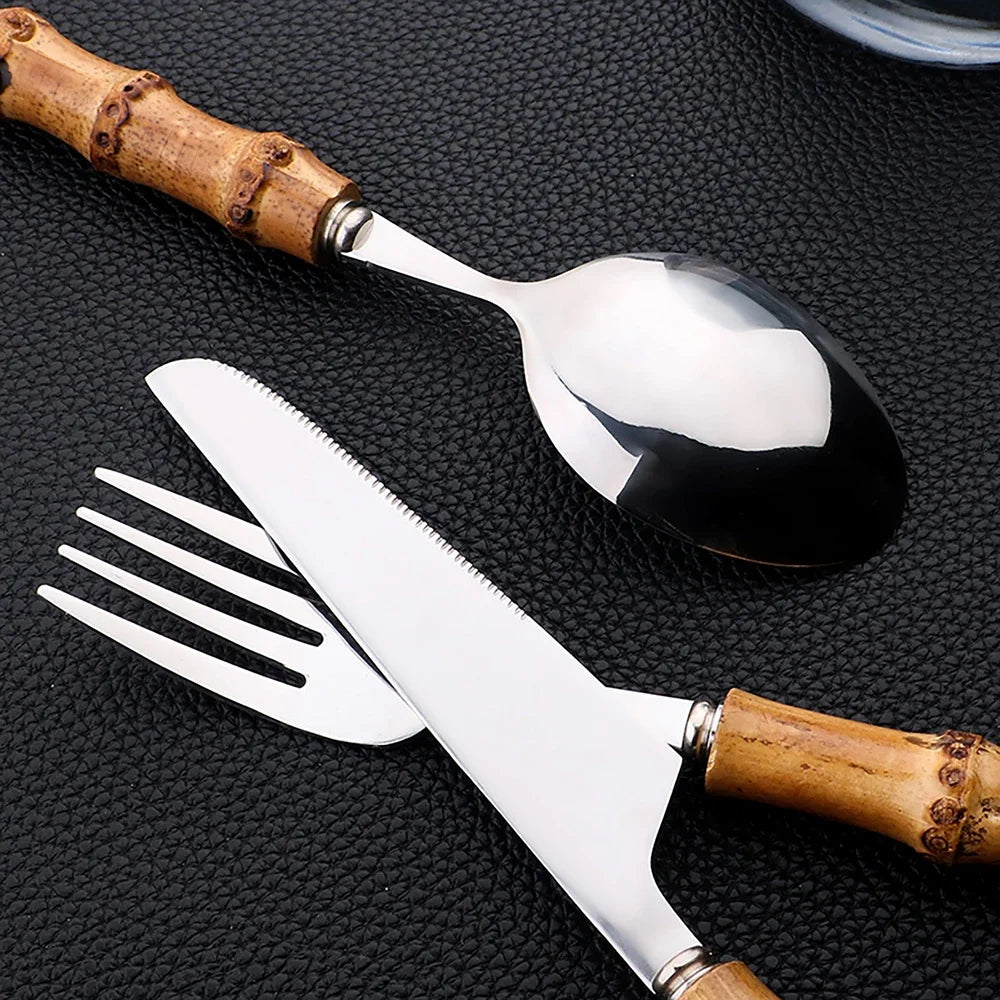 Couverts en bambou resistants