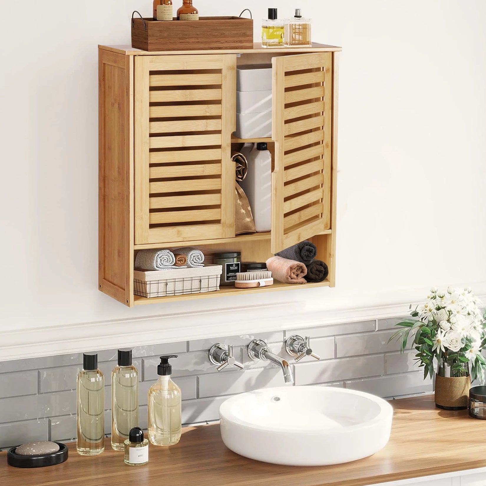 Etagere salle de bain en bambou vue interieur