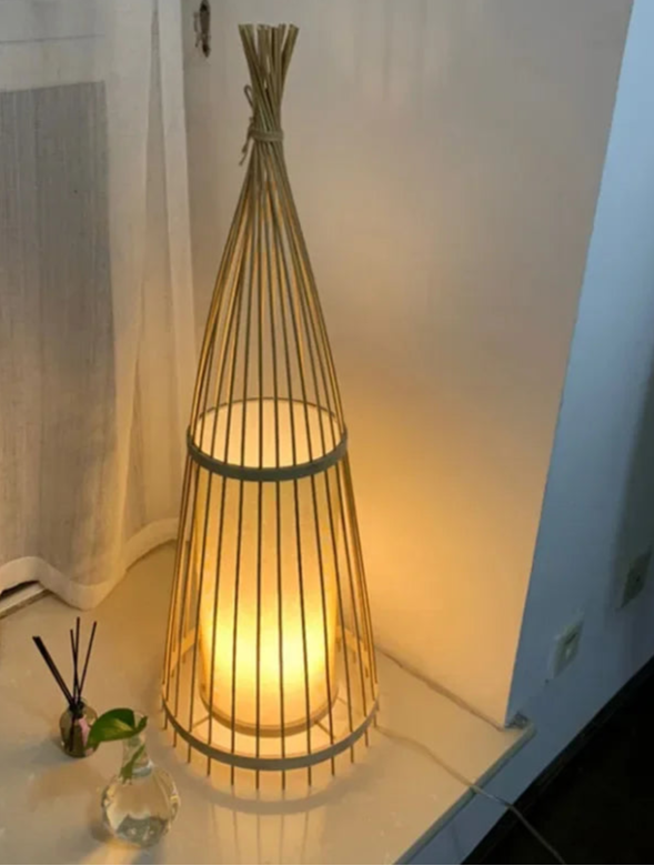 Lampadaire en bambou vue de haut