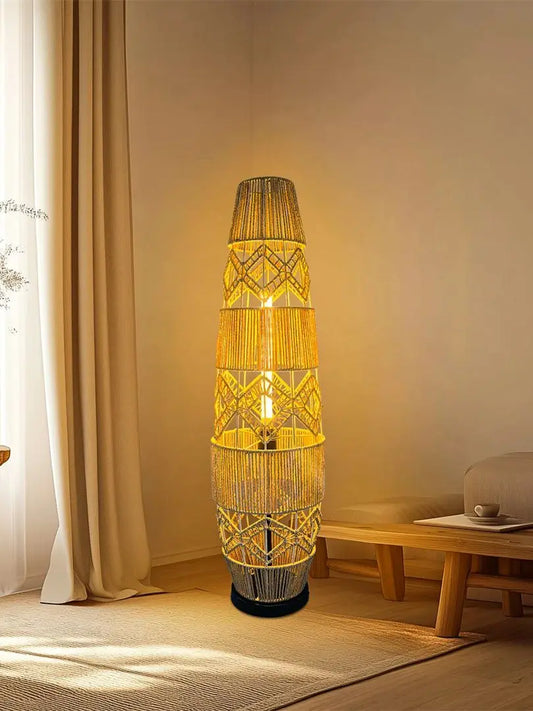 Lampadaire en rotin