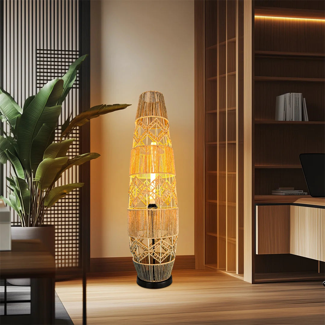 Lampadaire en rotin  coin bureau