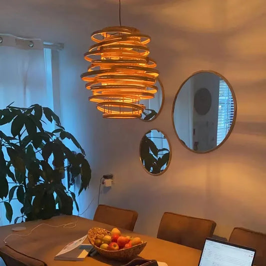 Lustre circulaire en bambou