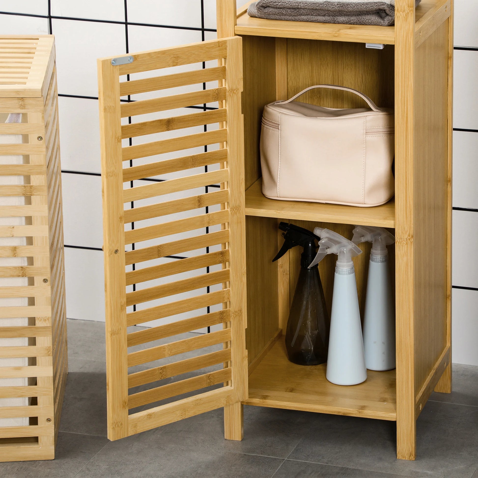 Meuble salle de bain en bambou vue interieur