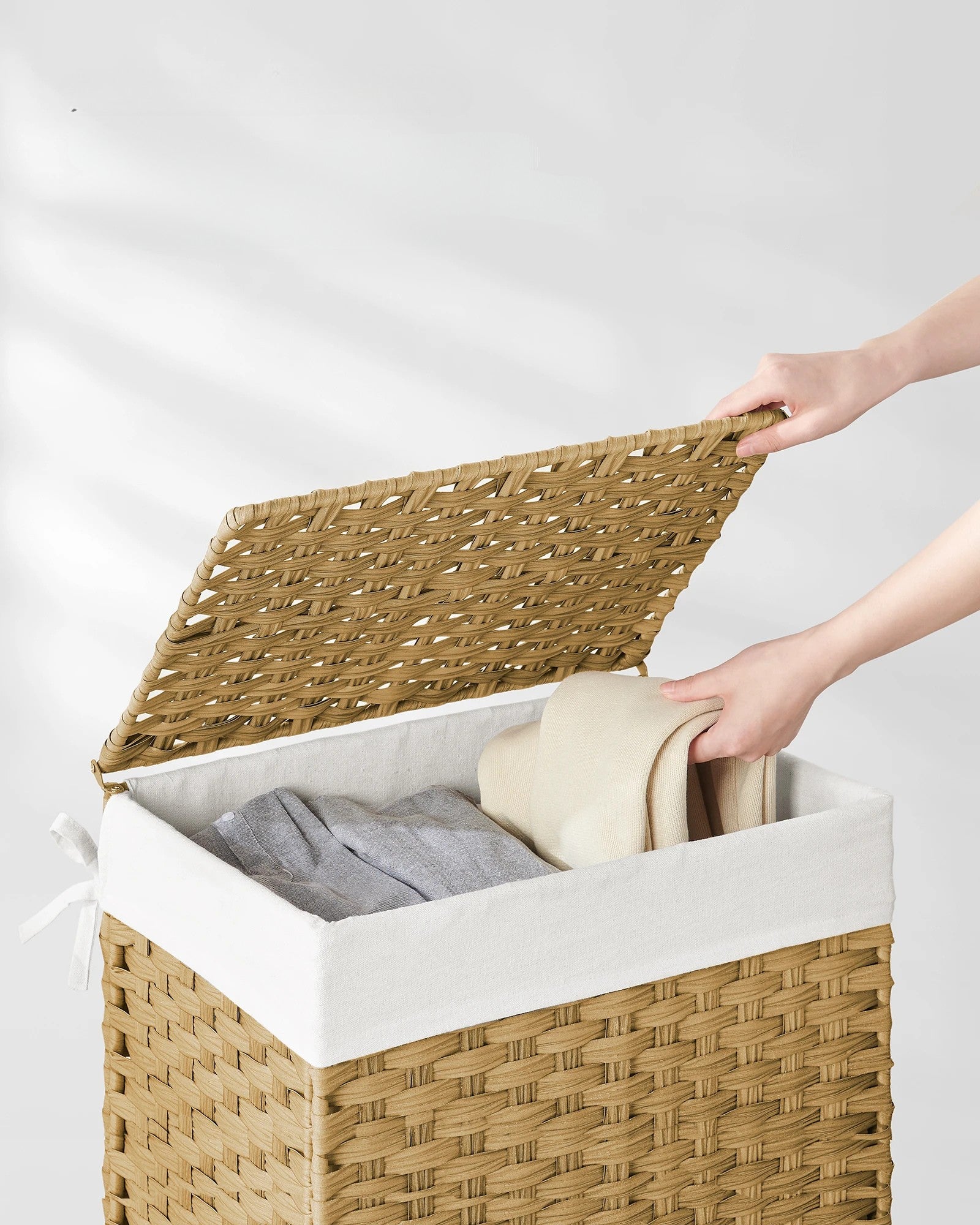 Panier à linge style rotin vue de dessus