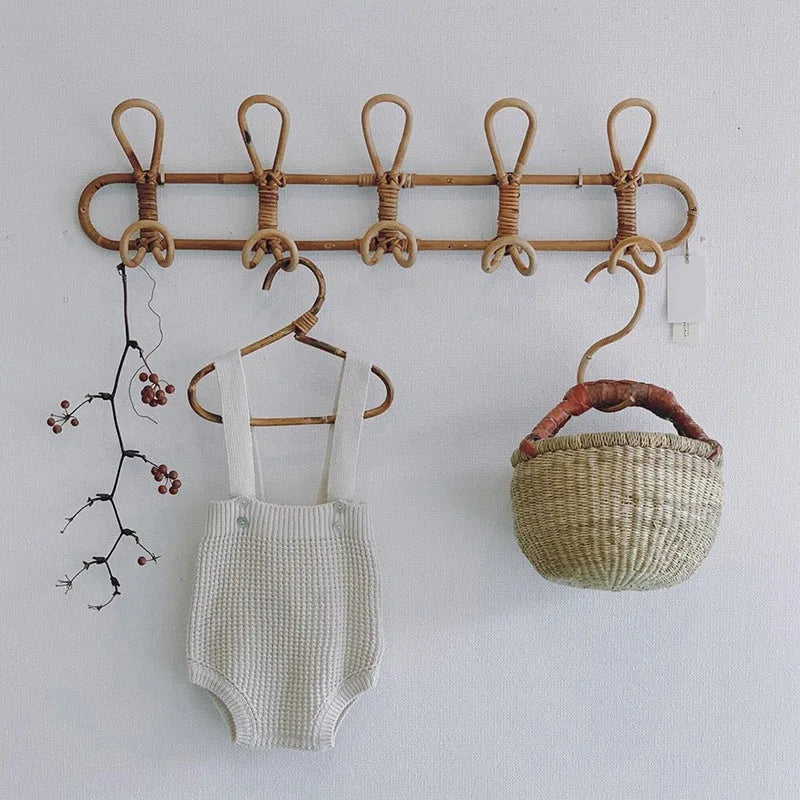 Patère en rotin chambre enfants