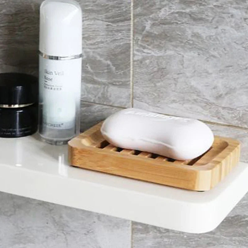 Porte savon bambou dans salle de bain