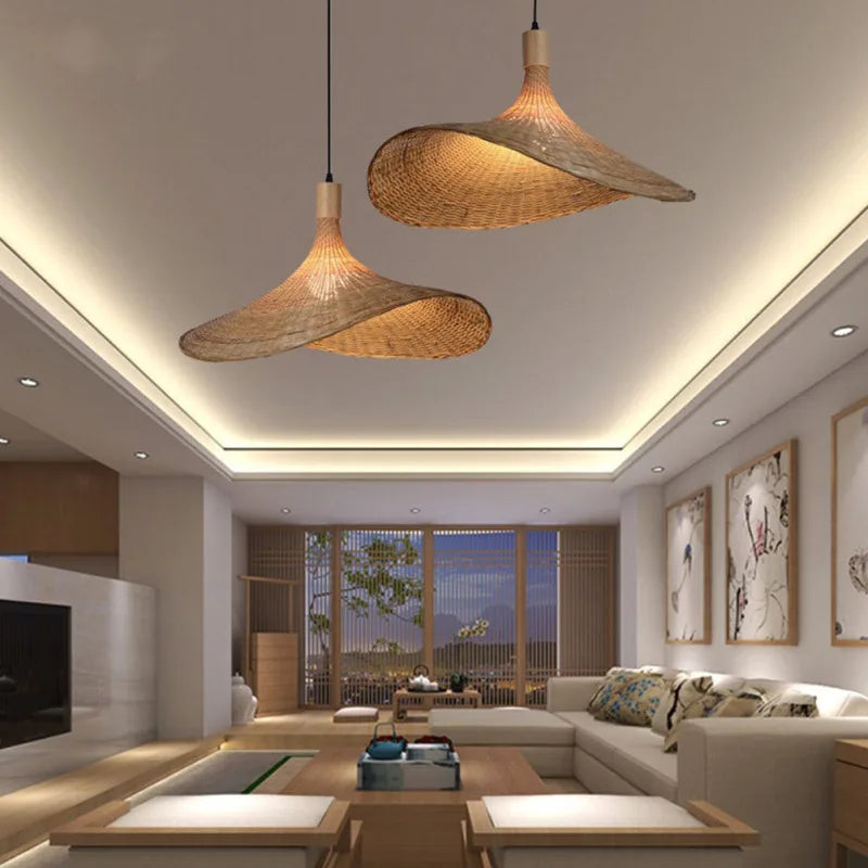 Suspension bambou style chinois dans salon