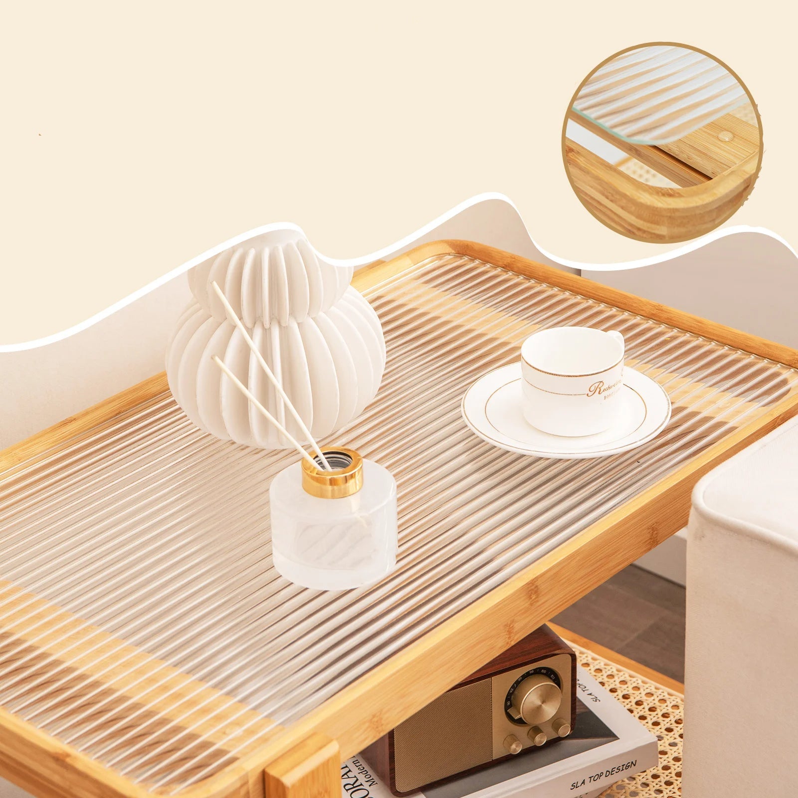 Table basse  en rotin et bambou verre trempee
