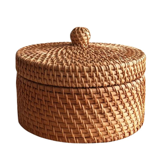 boite de rangement en rotin avec couvercle vue de prés

